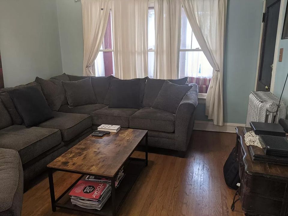 1st image of 5633 N Parkside Ave #1
