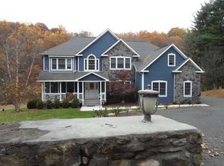 295 Bulsontown Rd, Stony Pt, NY 10980