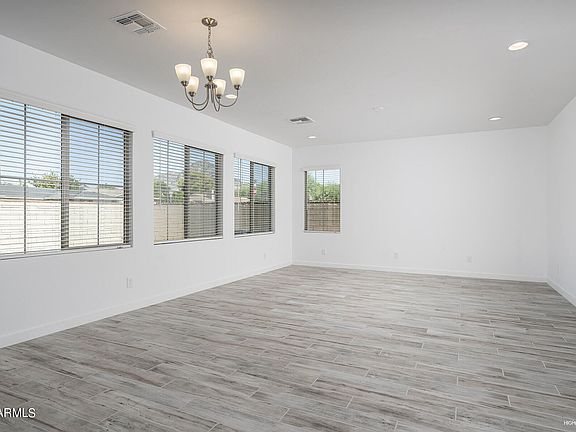 2nd image of 1726 E Stella Ln