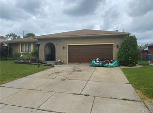 56 Davis Rd, West Seneca, NY 14224