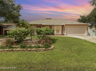 815 Universe St NW, Palm Bay, FL 32907