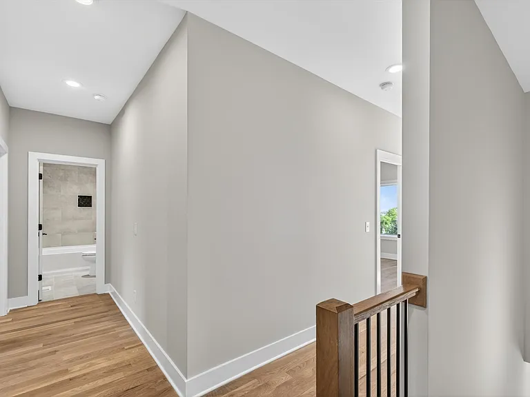 5915 Maxon Ave #B — Photo 42