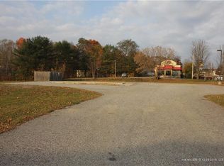 895 Sabattus St, Lewiston, ME 04240