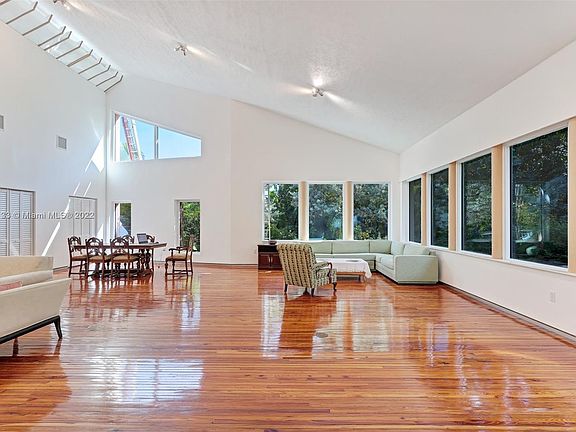 Wrap Around Walls of Glass