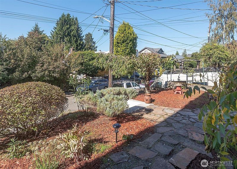 2nd image of 5110 Palatine Avenue N