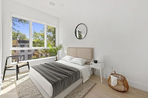 Rented by Corcoran | media 16