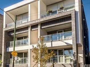 1812 N California Ave #1, Chicago, IL 60647
