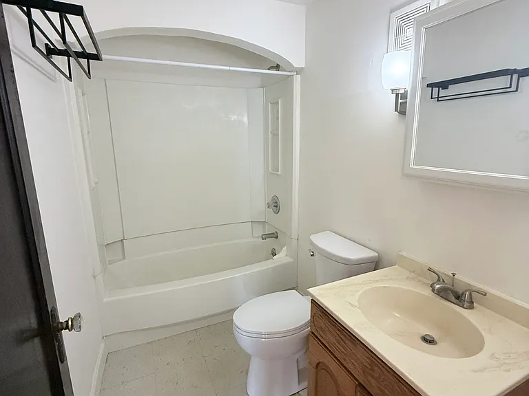 2803 North St #3E — Photo 4