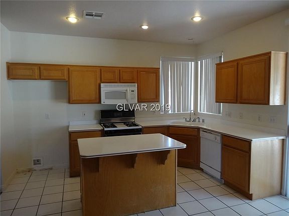 5th image of 9712 Floweret Ave #0