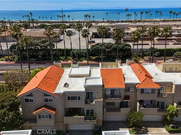 6182 Fernwood Dr, Huntington Beach, CA 92648