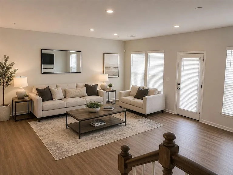 663 Castleberry Ave — Photo 11