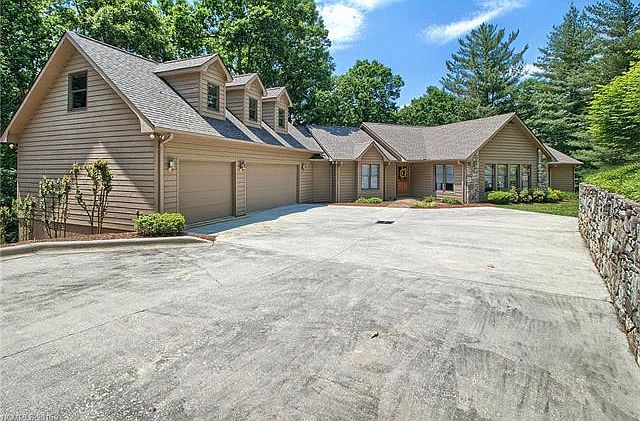 1st image of 411 Rockmoor Way