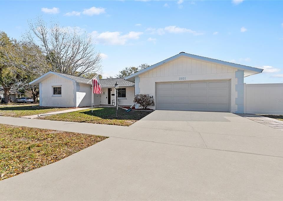 1st image of 1801 VANCOUVER DRIVE