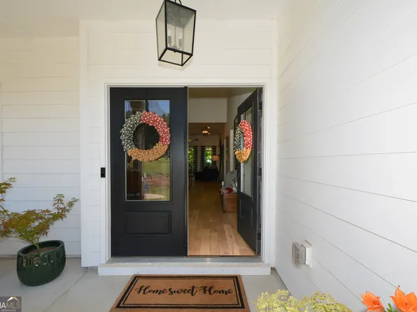 65 Starr Pl, Newnan, GA 30263