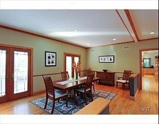 5th image of 2436 Meadow Dr N