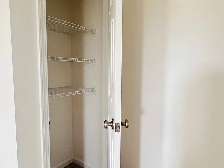108 Mora Blvd — Photo 27