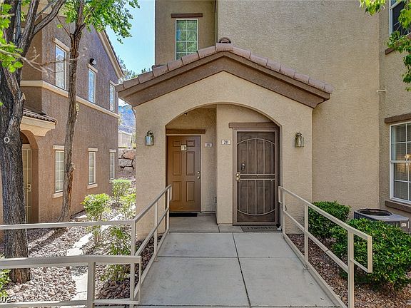 3rd image of 3935 Legend Hills St Unit 101