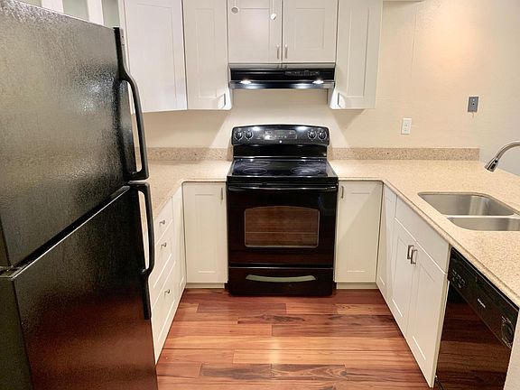 5th image of 253 Shepard Way NW #207