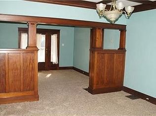 1112 Ottawa St, Leavenworth, KS 66048