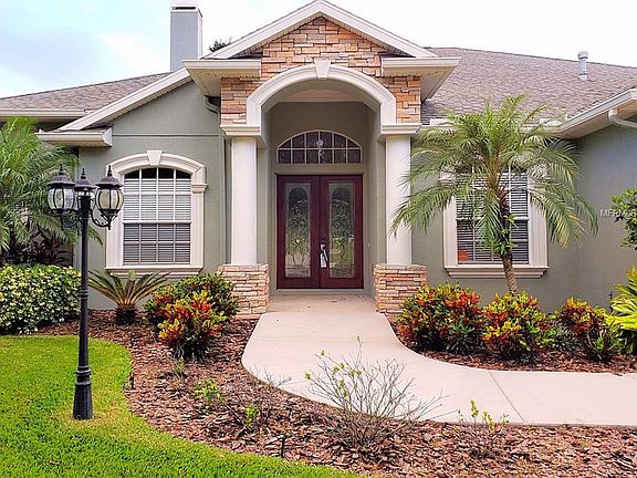 2nd image of 1202 Carriage Park Dr