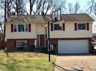 38636 Ninadell Ave, Willoughby, OH 44094