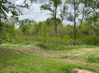 26 Geode Dr, Warsaw, IL 62379