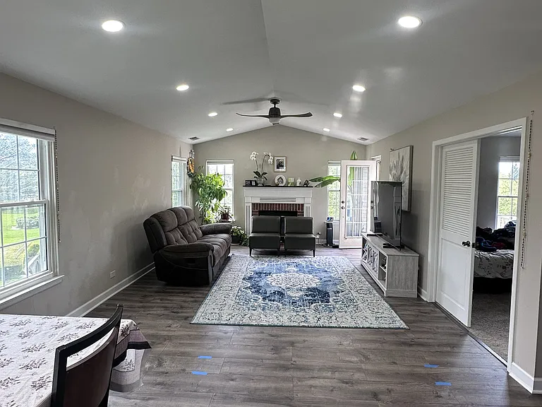202 E Fabish Dr — Photo 12