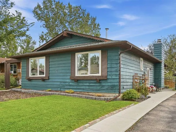 132 W Hodson Cres, Okotoks, AB T1S 1C6