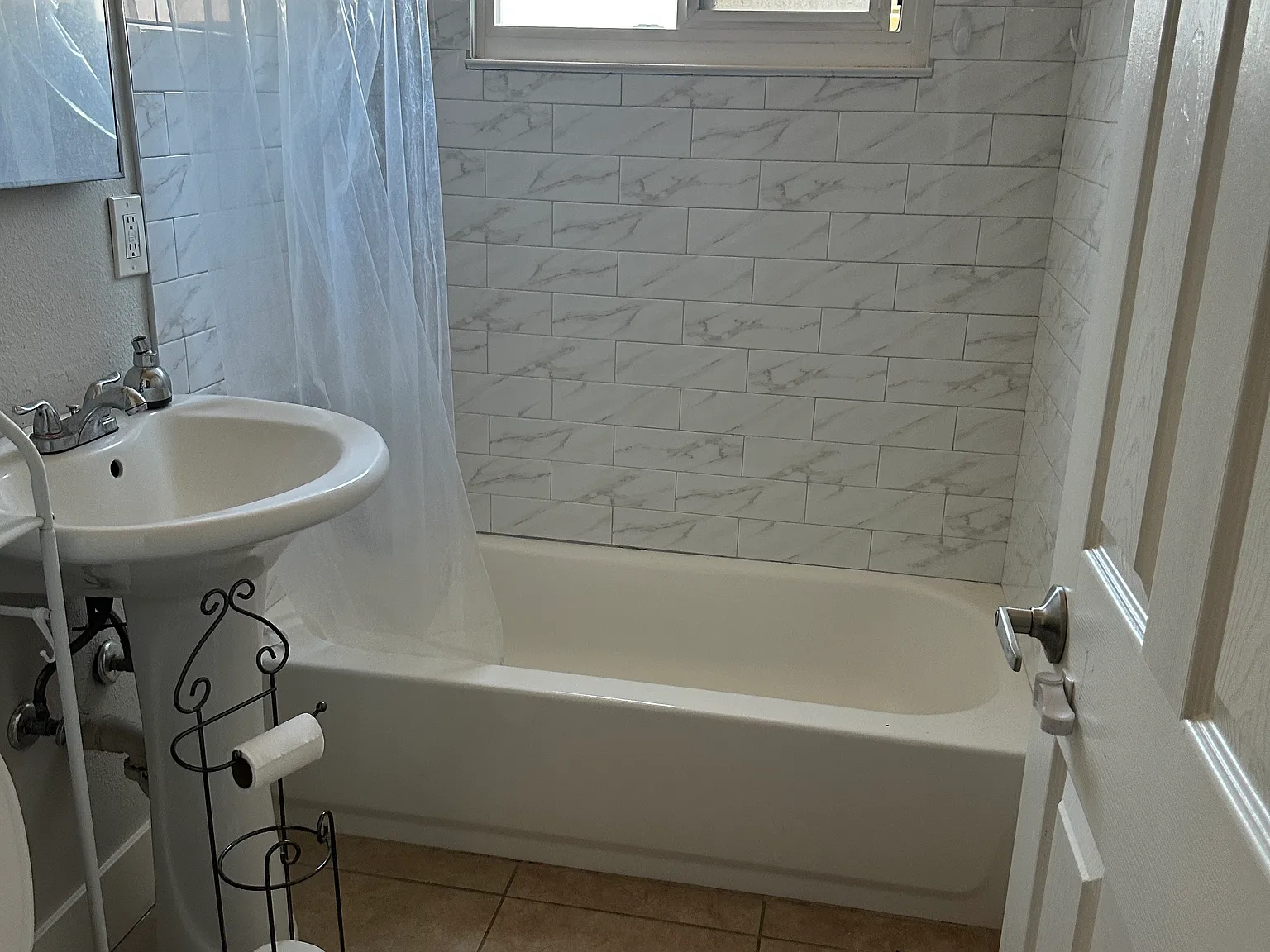3 bed, 1152 sqft, $2,695 — Photo 1