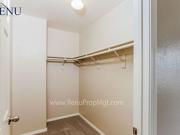 4th image of 2044 Jesse Scott St