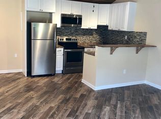 1022 10th St, Huntington, WV 25701