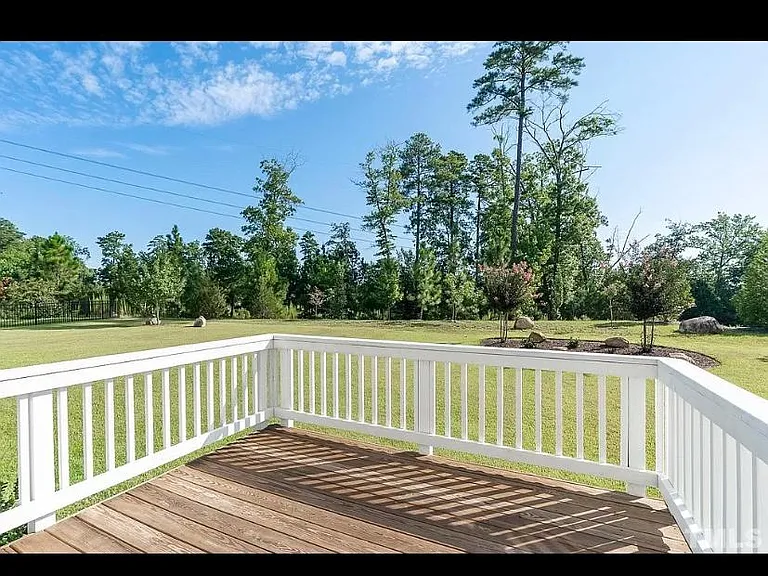 440 Beacon Ridge Blvd — Photo 8