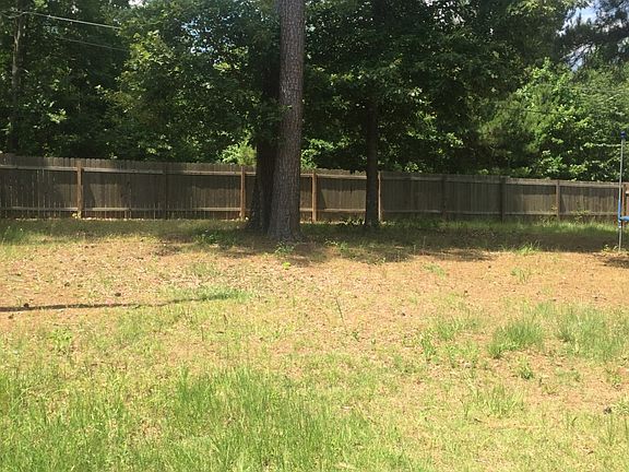 3rd image of 6591 Grawood Dr