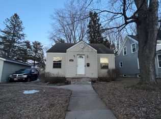135 Auto St, Clintonville, WI 54929