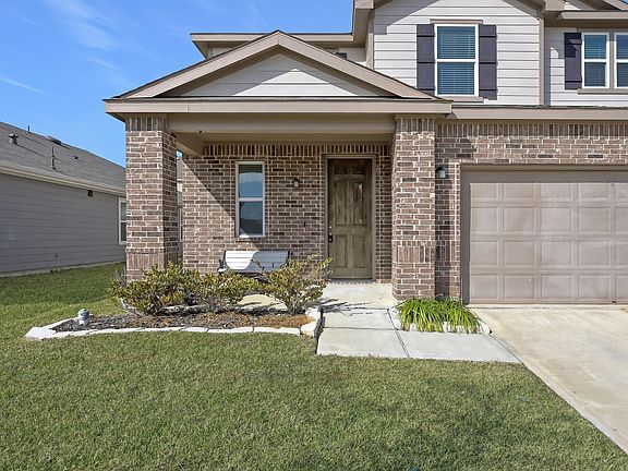 3rd image of 41699 Sorrel Spring Ln