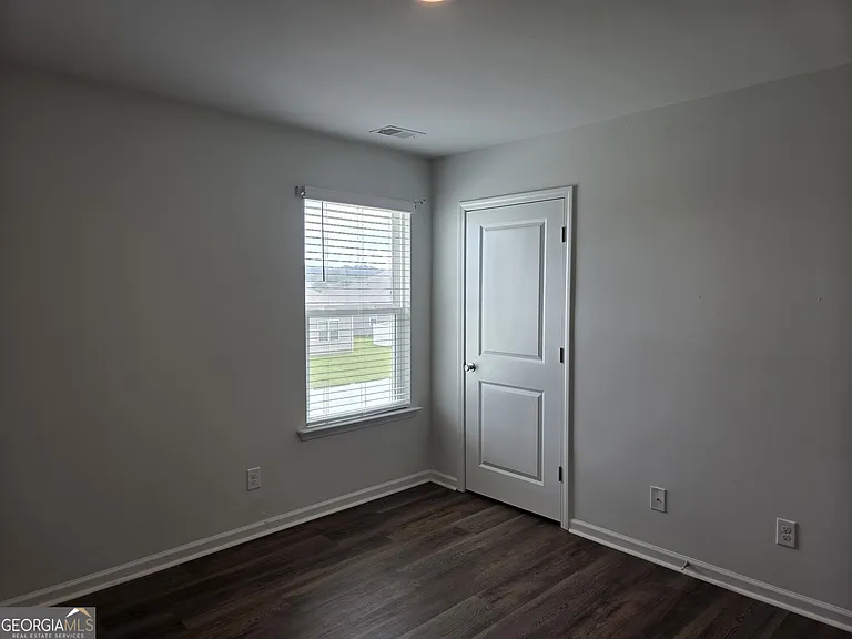114 Troupe Dr — Photo 18
