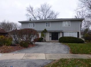 2948 Sunset Ave, Flossmoor, IL 60422