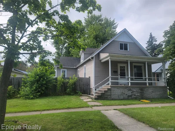 1112 Griswold St, Port Huron, MI 48060
