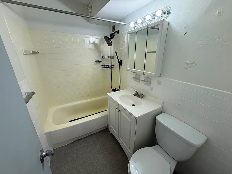 702 Boulevard E #77E — Photo 10