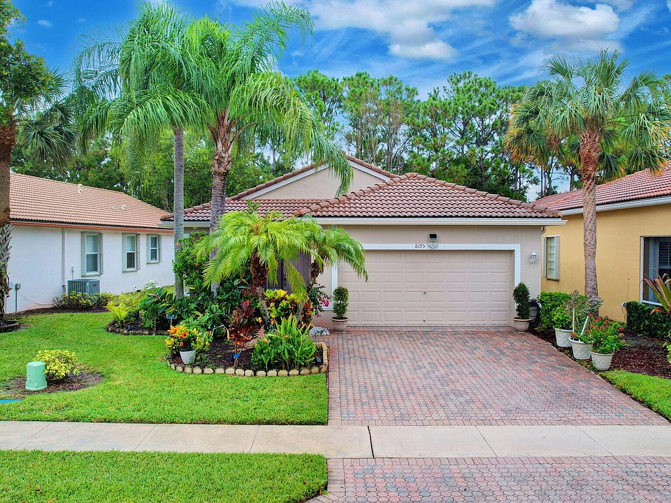 1st image of 8195 Bellafiore Way
