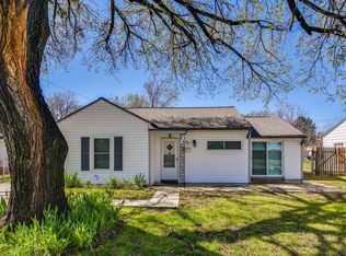621 SE 11th St, Grand Prairie, TX 75051