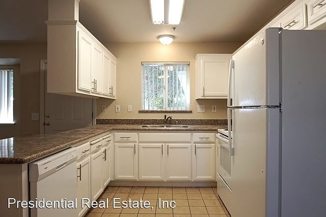 1st image of 3845 Blackford Ave Unit 103
