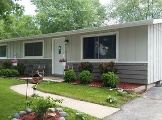 1633 Warwick Way, Racine, WI 53406