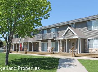 1919 Tamarack Ln #6, Janesville, WI 53545