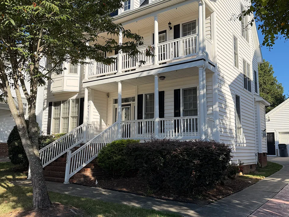 412 Star Magnolia Dr