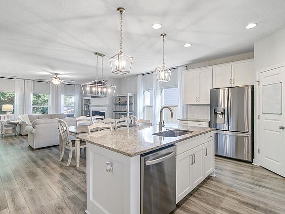 5th image of 1573 Thin Pine Dr