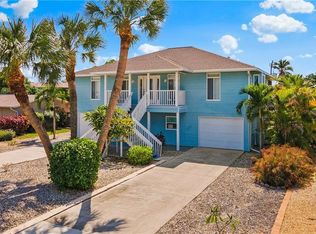7920 Buccaneer Dr, Fort Myers Beach, FL 33931