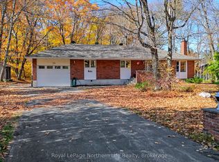 23 Springdale Dr, North Bay, ON P1B8G2