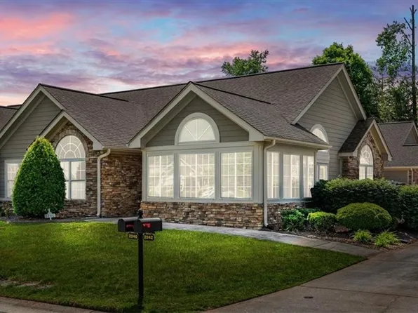 2240 Eagle Nesting Ln, Greensboro, NC 27407
