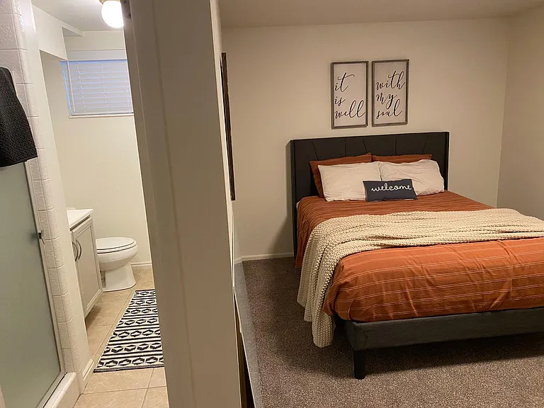 2361 E Phylden Dr #B — Photo 37